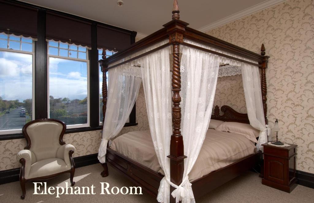 Safari Lodge อินเวอร์คาร์กิลล์ ภายนอก รูปภาพ